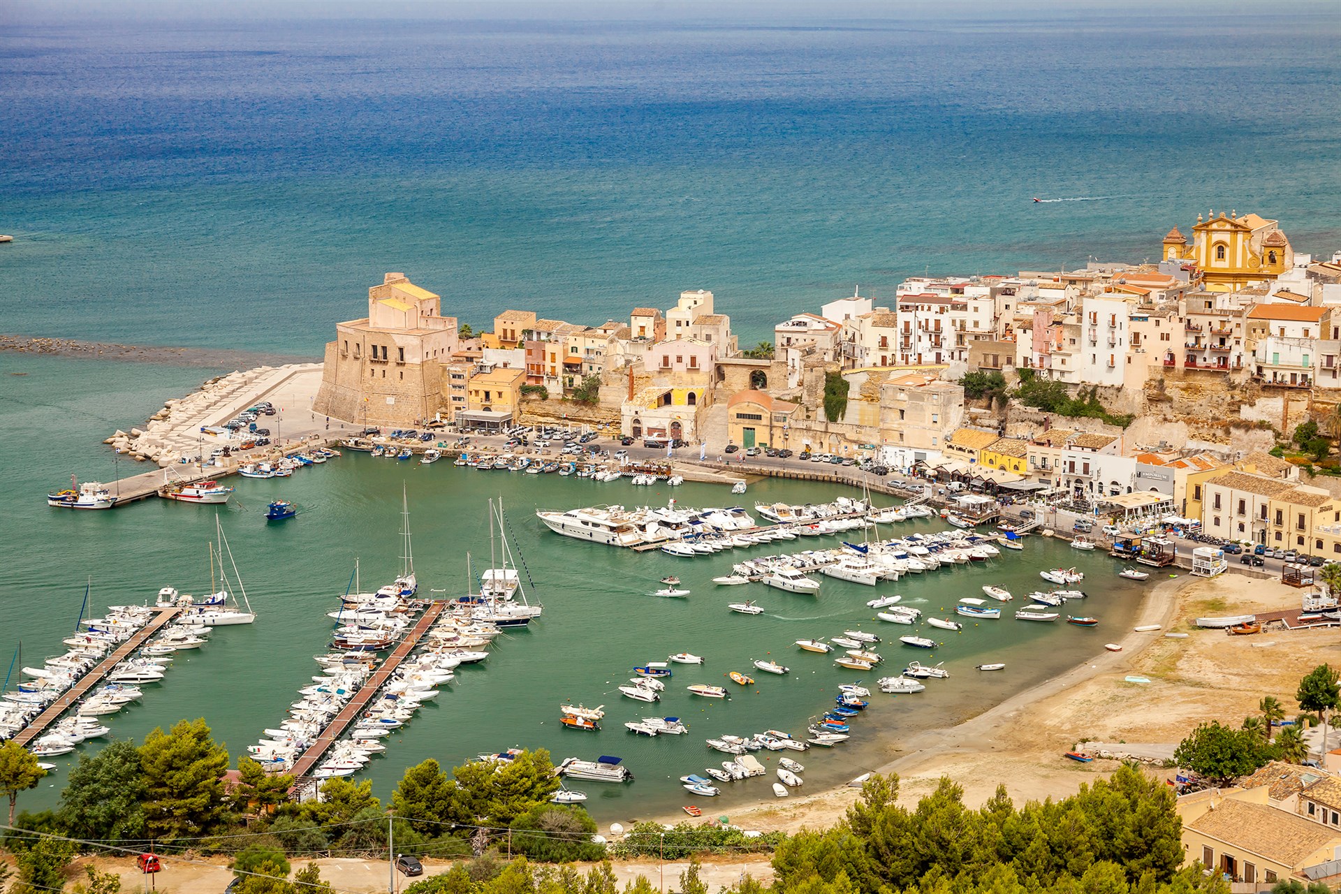 Castellammare del Golfo, Sicily The Thinking Traveller Castellammare del Golfo, Sicily The Thinking Traveller